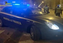 Незаконный оборот наркотиков в Турине финансовая полиция арестовала 6 человек Незаконный оборот наркотиков в Турине: финансовая полиция арестовала 6 человек