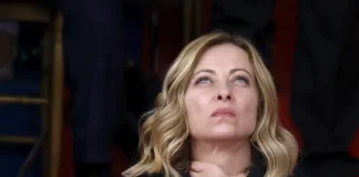 Мелони меняет правила «иммиграции» Италии Премьер-министр Италии Джорджа Мелони объявила о необходимости изменений в законе Босси-Фини. Узнайте, как это повлияет на иммиграционную политику страны.