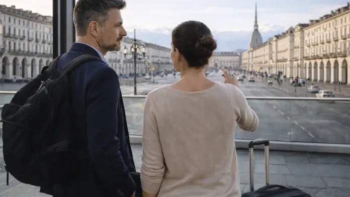 vozvrashchenie-v-italiyu-posle-raboty-za-granitsey Возвращение в Италию: специалист с чемоданом на фоне Турина Современная городская сцена в Турине, символ возвращения домой после работы за границей, нейтральный деловой настрой