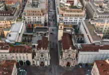 Церкви-близнецы Турина — Сан-Карло-Борромео и Санта-Кристина Церкви Сан-Карло-Борромео и Санта-Кристина на площади Сан-Карло в Турине, вид на фасады