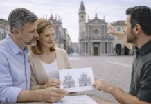 Церкви-близнецы Турина на площади Сан-Карло: Сан-Карло и Санта-Кристина, как отличить и что посмотреть Церкви-близнецы Турина на площади Сан-Карло: фасады Сан-Карло и Санта-Кристины днём Площадь Сан-Карло в Турине днём, симметрия двух церквей-близнецов, туристы рассматривают фасады и сравнивают детали