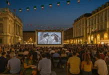 Что делать в Турине в августе 2025: бесплатные музеи, фестивали и Ferragosto летний культурный вечер в Турине с уличным кино и концертами