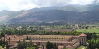 Чертоза Падула: самый большой монастырь Италии (Certosa di Padula) Чертоза Падула в Кампании самый большой монастырь Италии (UNESCO)