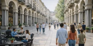 Пешеходные зоны Турина: какие улицы закрыты для машин и как гулять по центру Пешеходные улицы Турина - прогулка по центру без машин, аркады и площади Центральная прогулочная улица Турина с аркадами, людьми и уютными террасами, атмосфера «город для пеших»